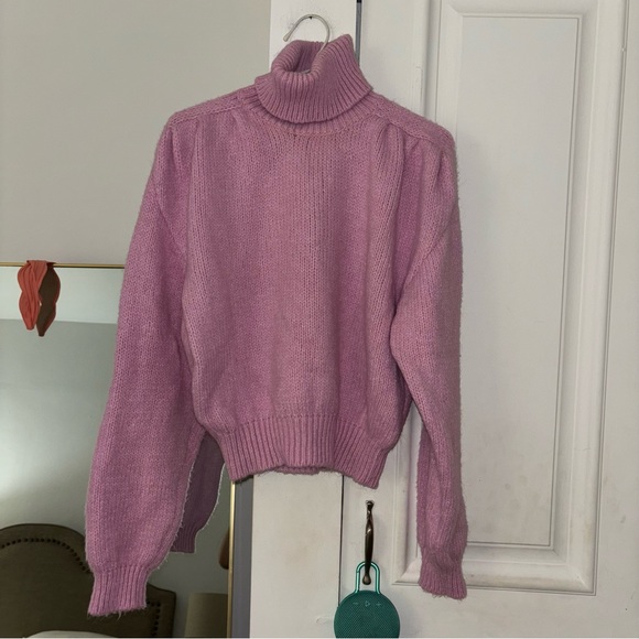 ZARA pink turtleneck sweater - Picture 2 of 3
